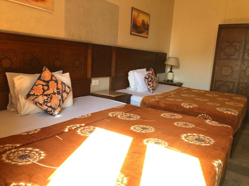 Deluxe Double or Twin Room