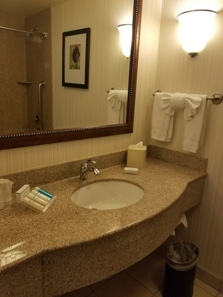 Suite, 1 King Bed, Jetted Tub