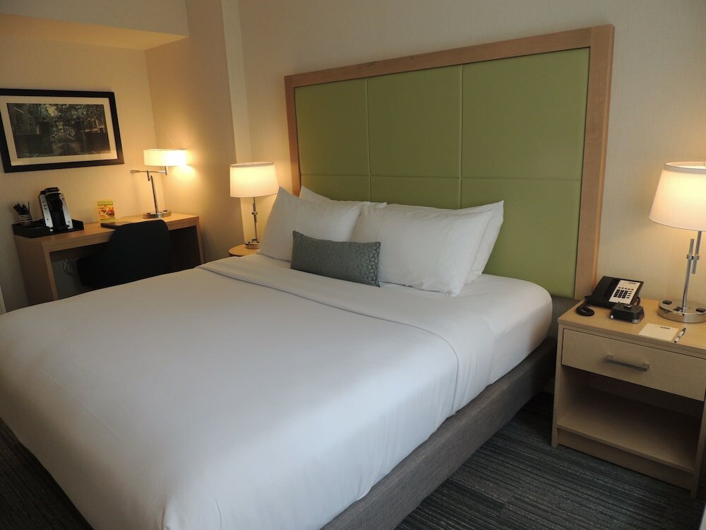 Premium Room, 1 King Bed