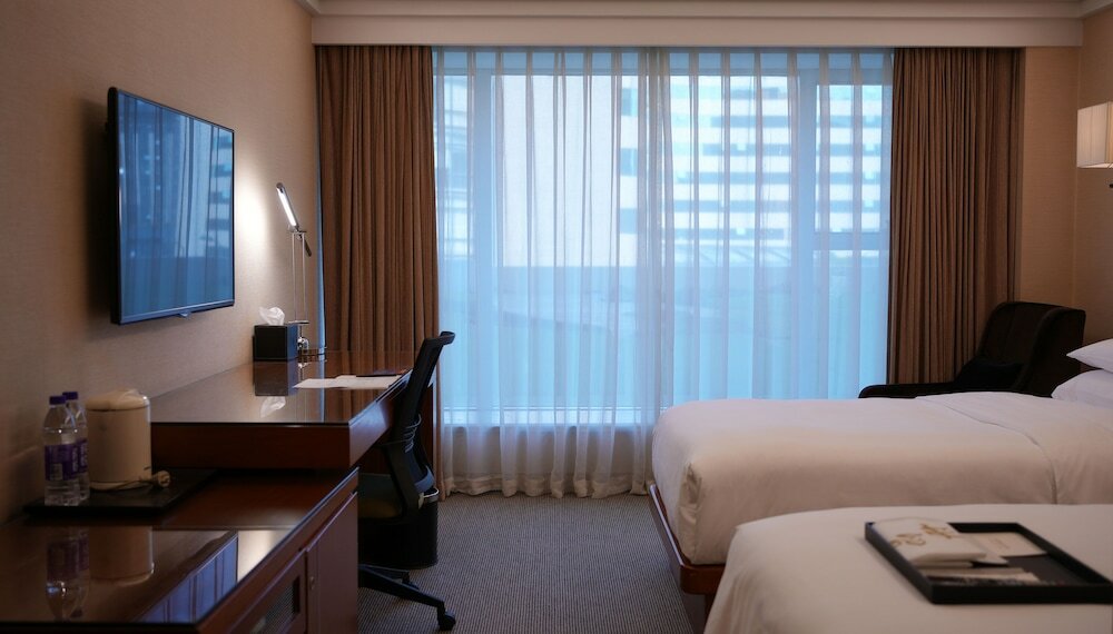 Superior Room, City View