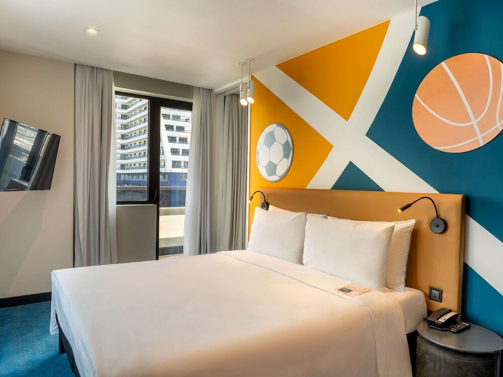 Suite, 1 Double Bed, Sea View