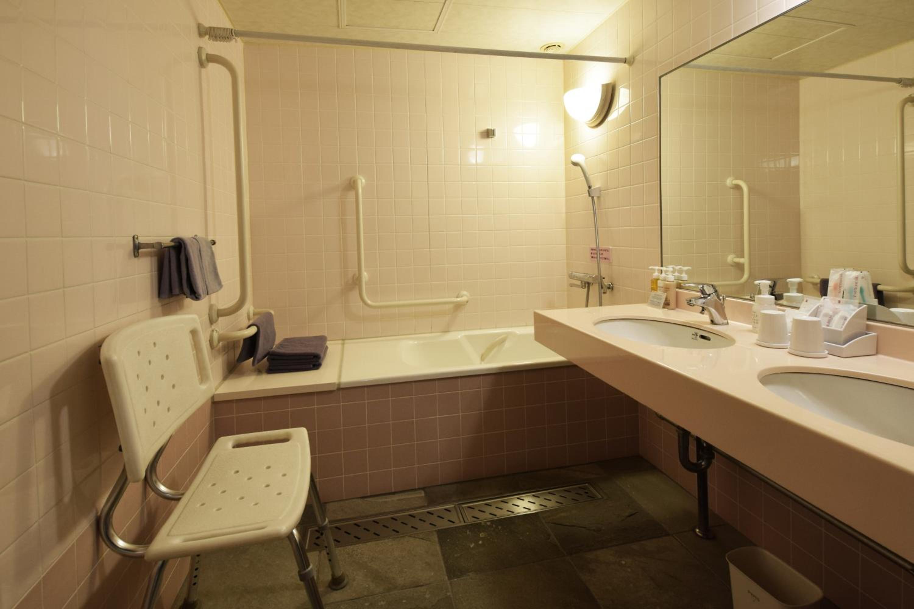 Standard Twin with Tatami Area - Disability-Access-West BLD