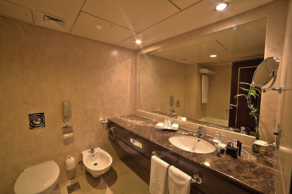 Studio, 1 King Bed, Sea View