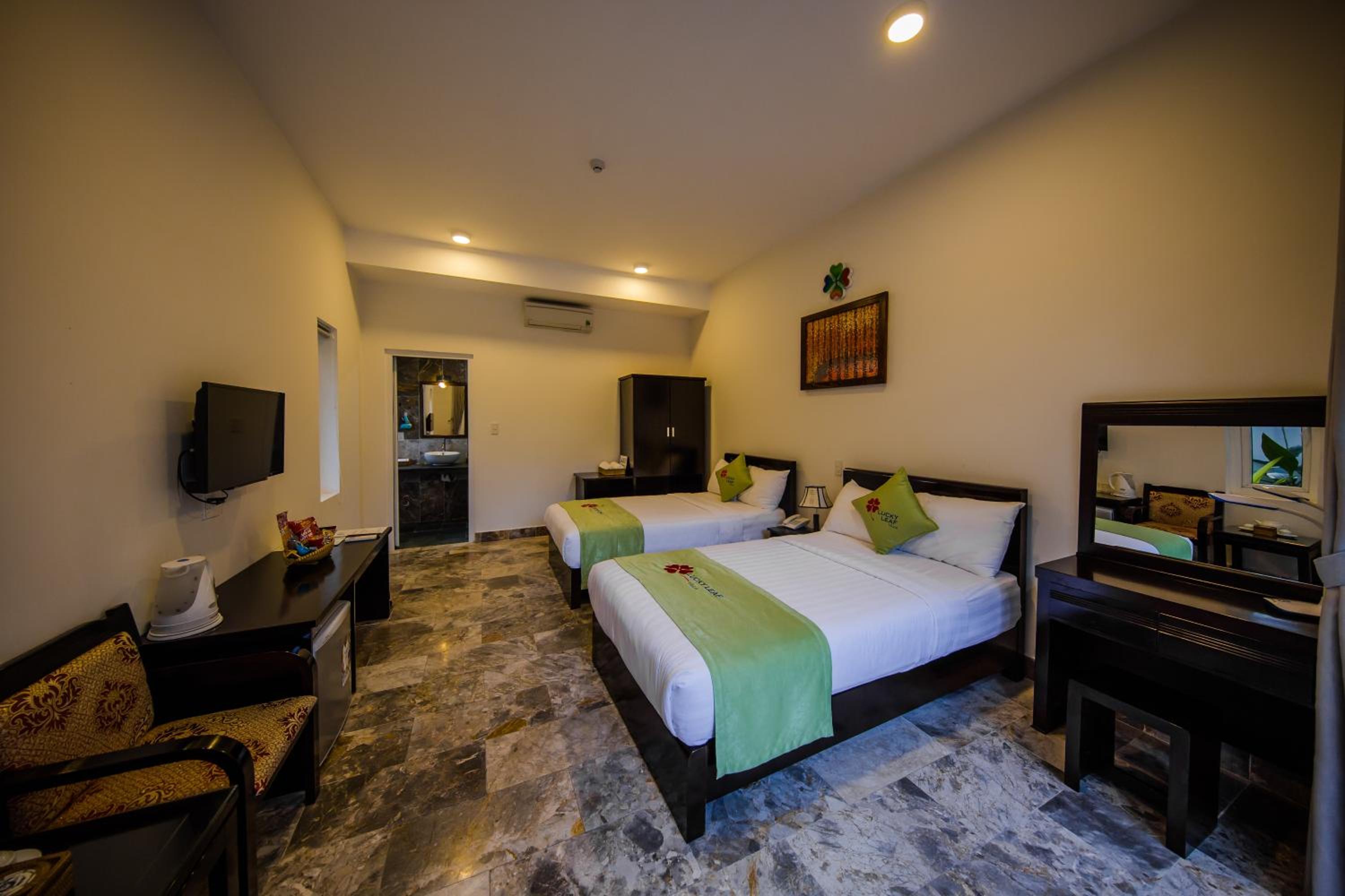 Deluxe Double or Twin Room with Pool View