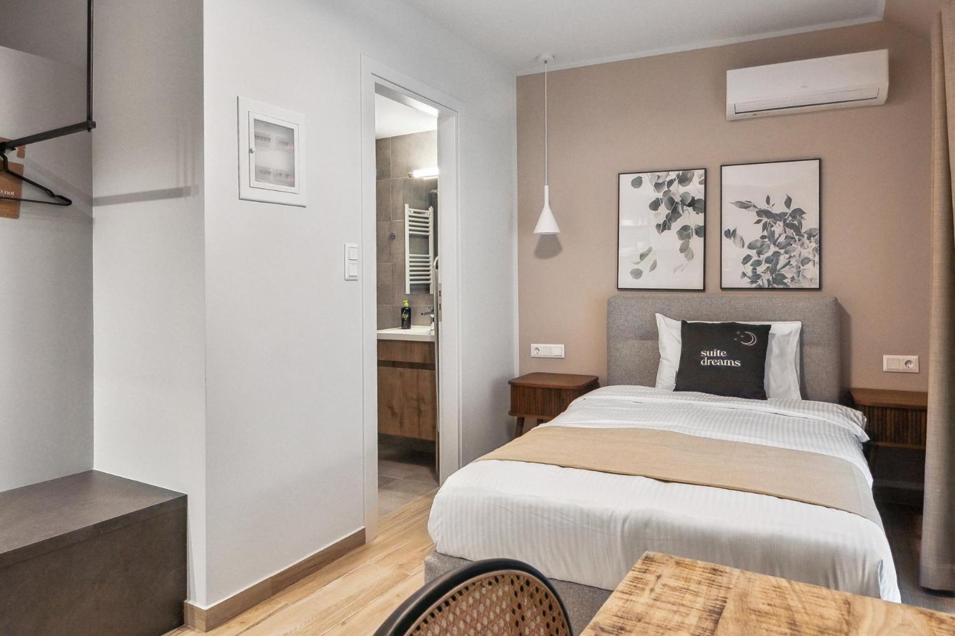 Single Studio with balcony