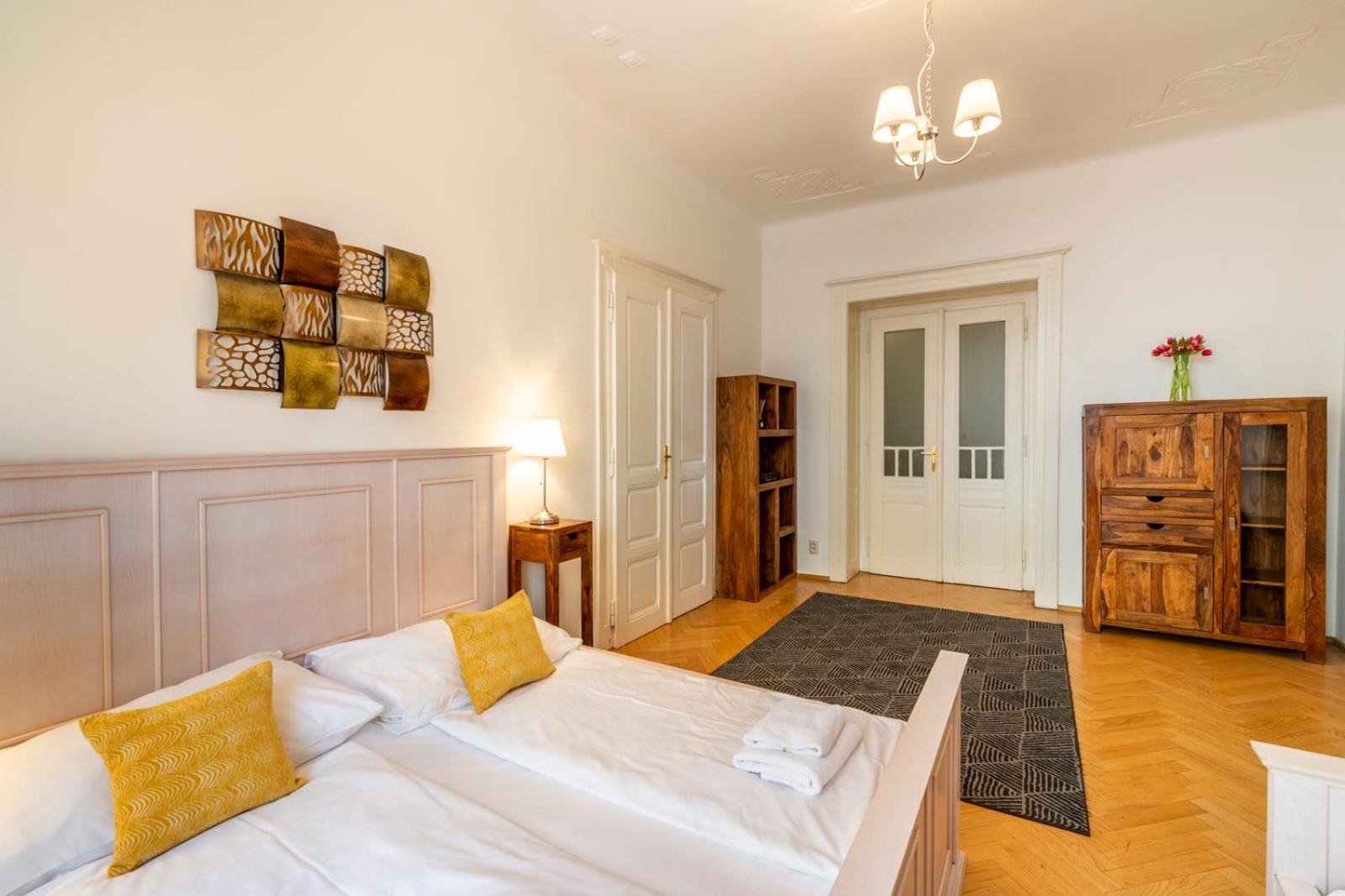 Apartment (8 Adults)