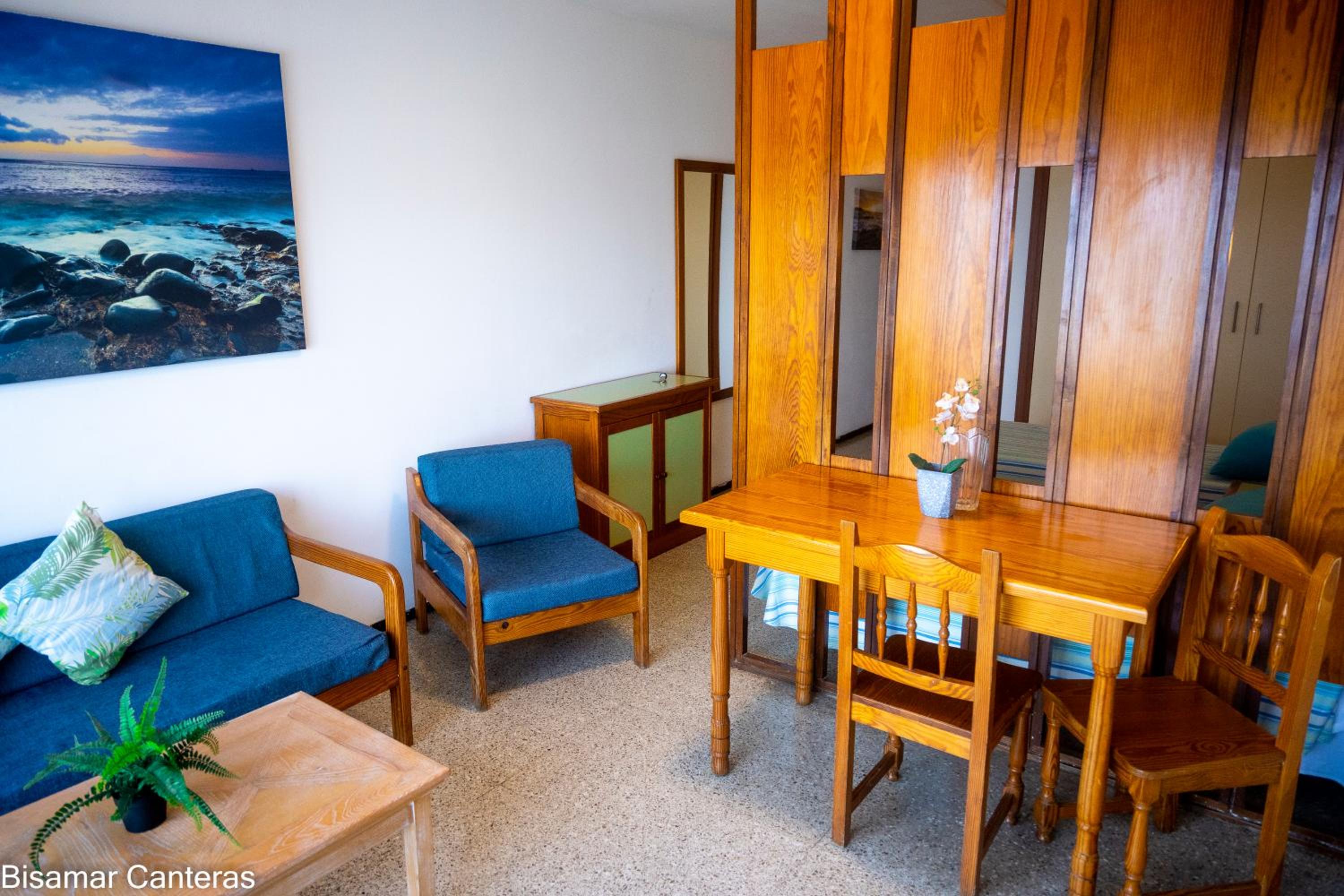 Studio with Sea View