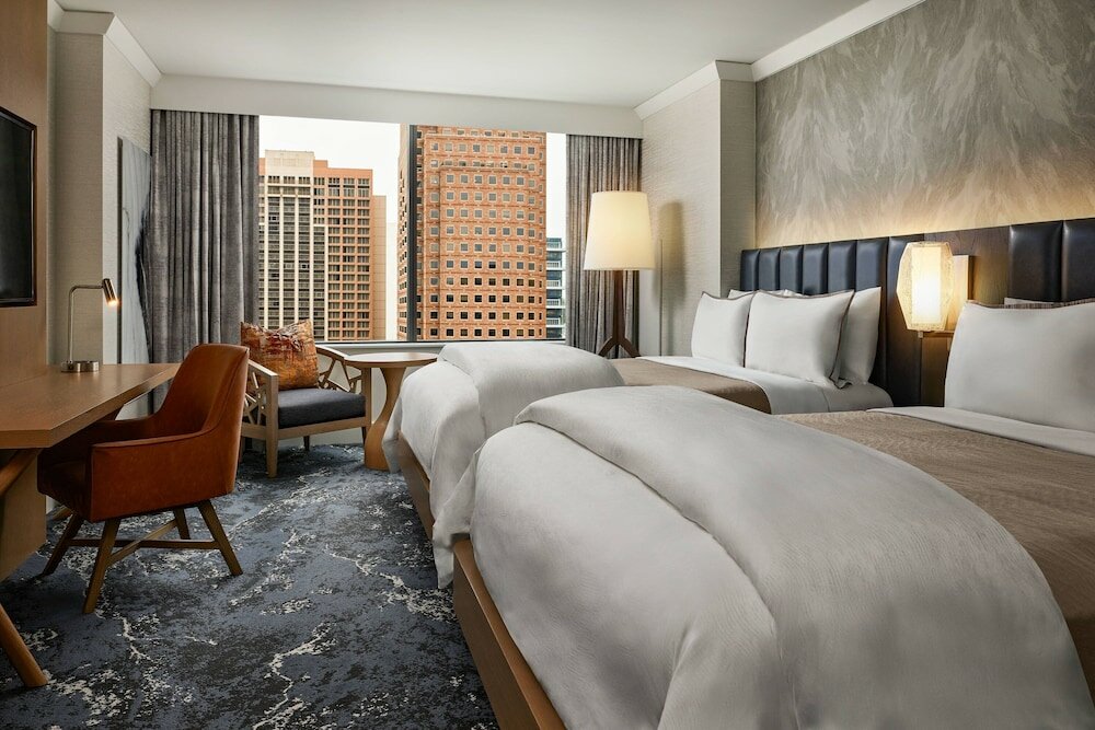 Deluxe Room, 2 Queen Beds (Mobility Accessible, Tub)