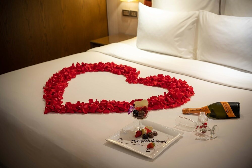 Club Double Room, City View