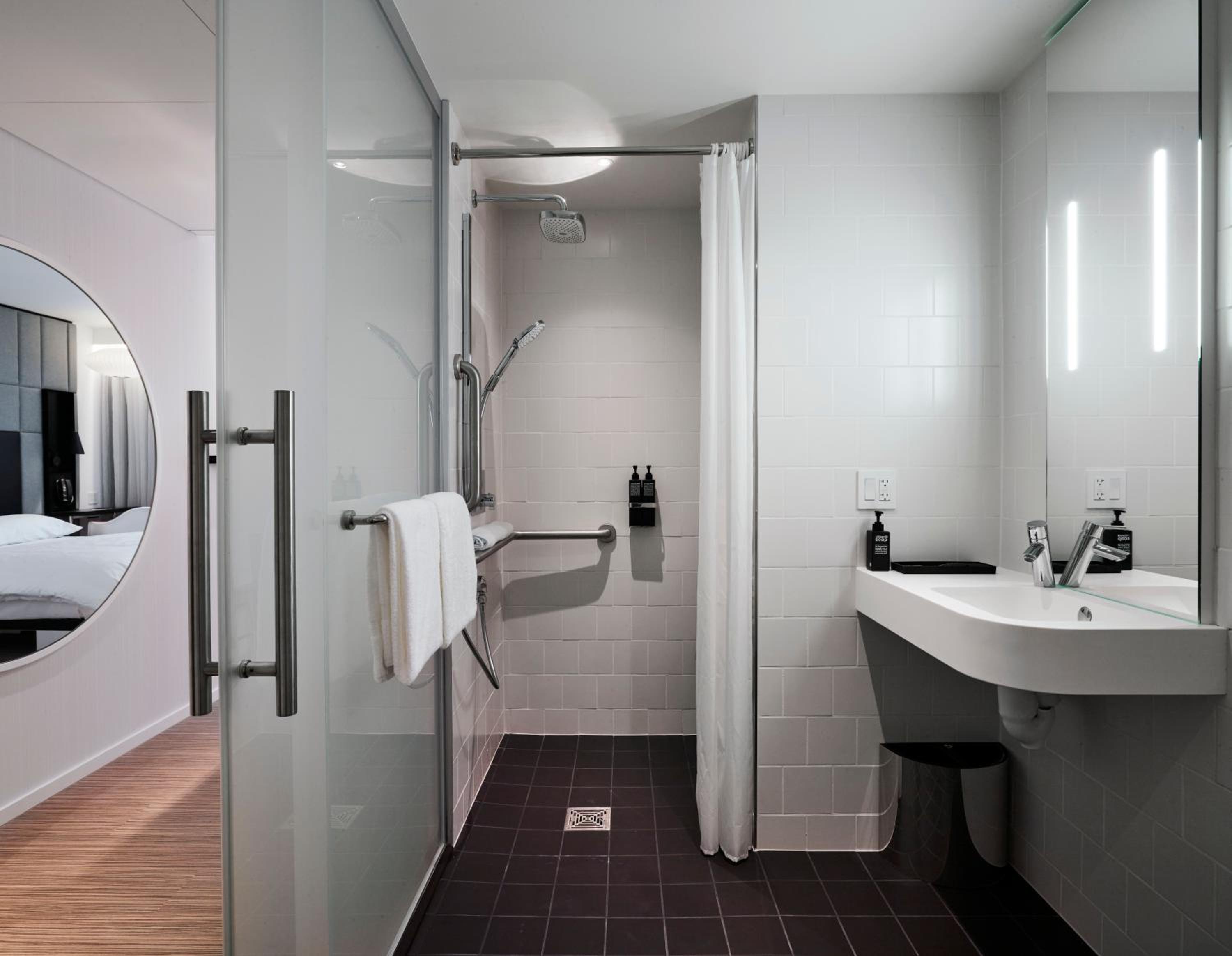 King Room - Accessible