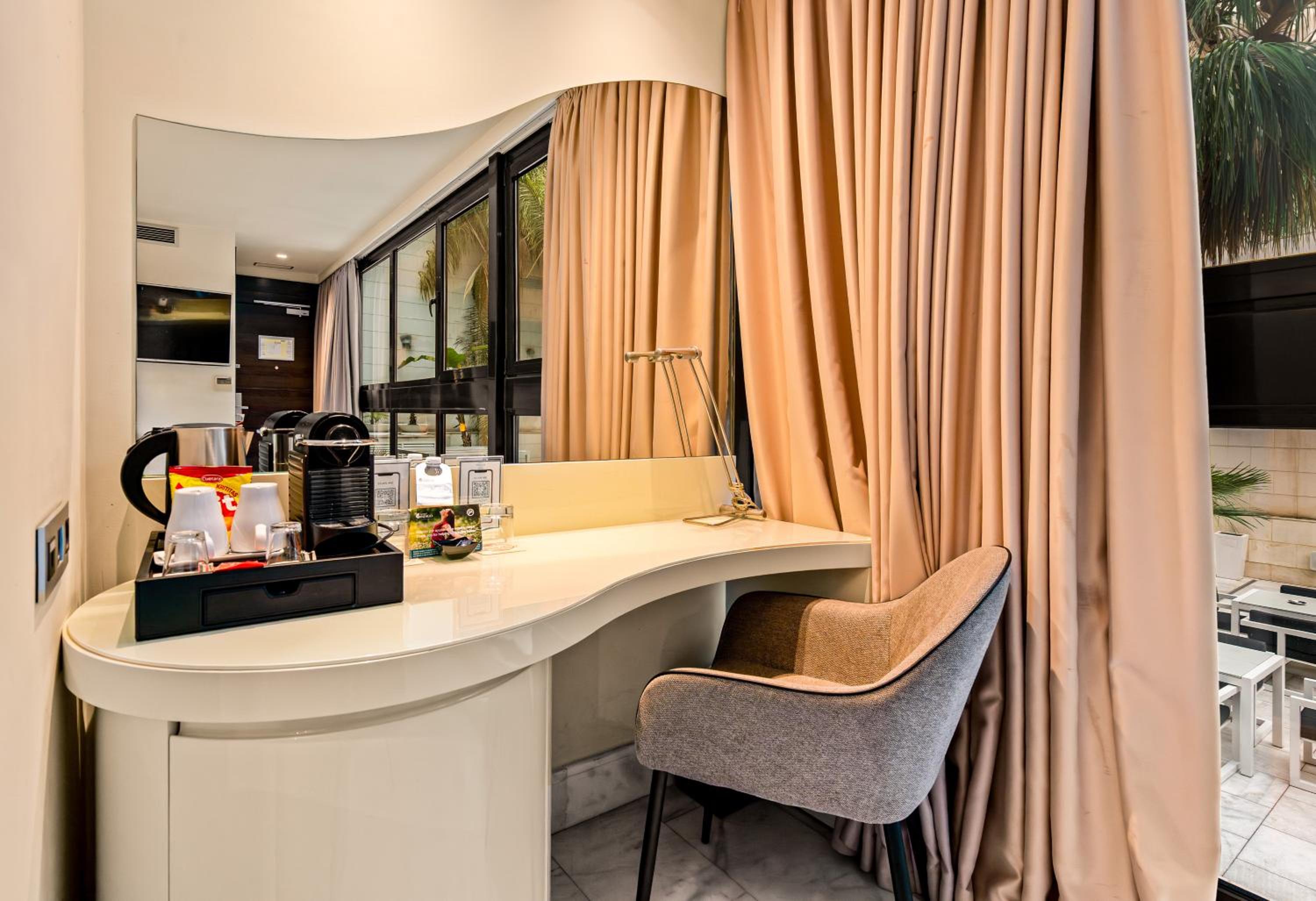 Premium King Room with Pool View