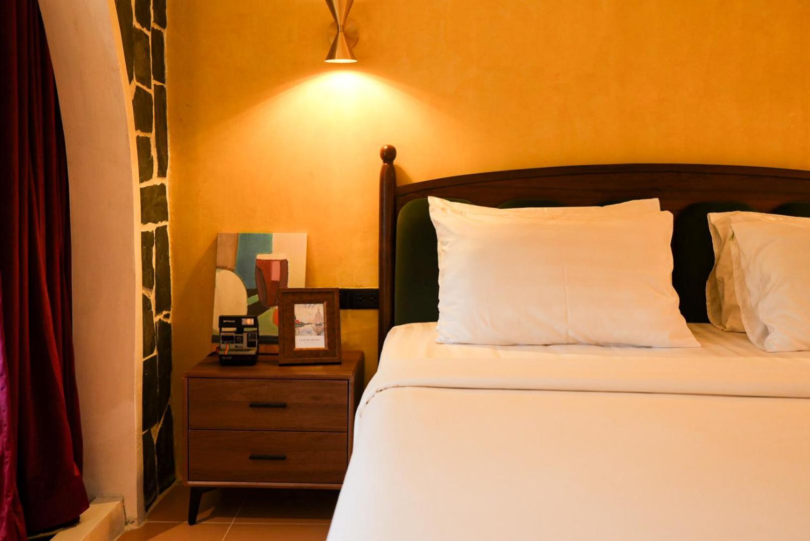 Standard Double Suite