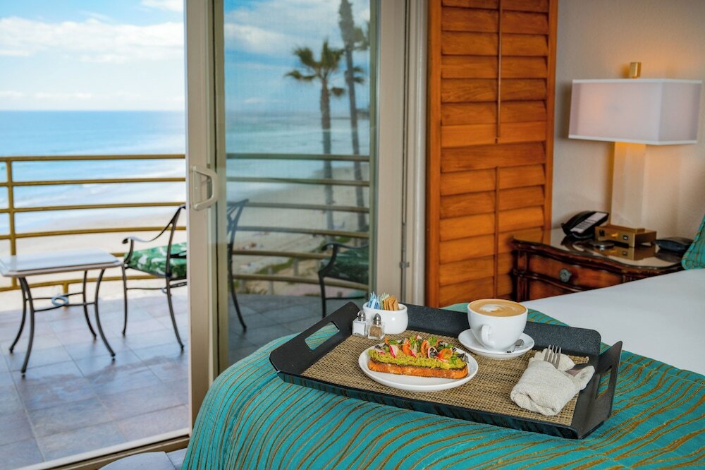 Grand Pacific Suite