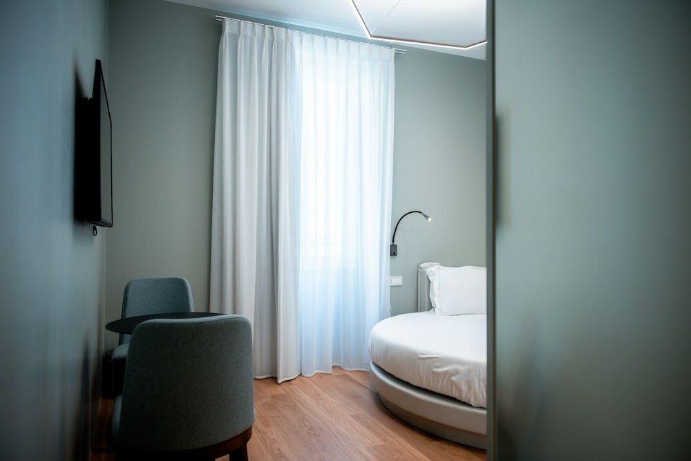 Design Room, City View