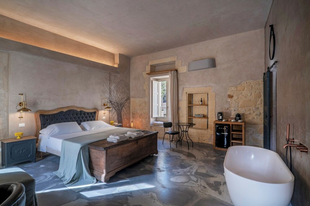 Junior Studio Suite