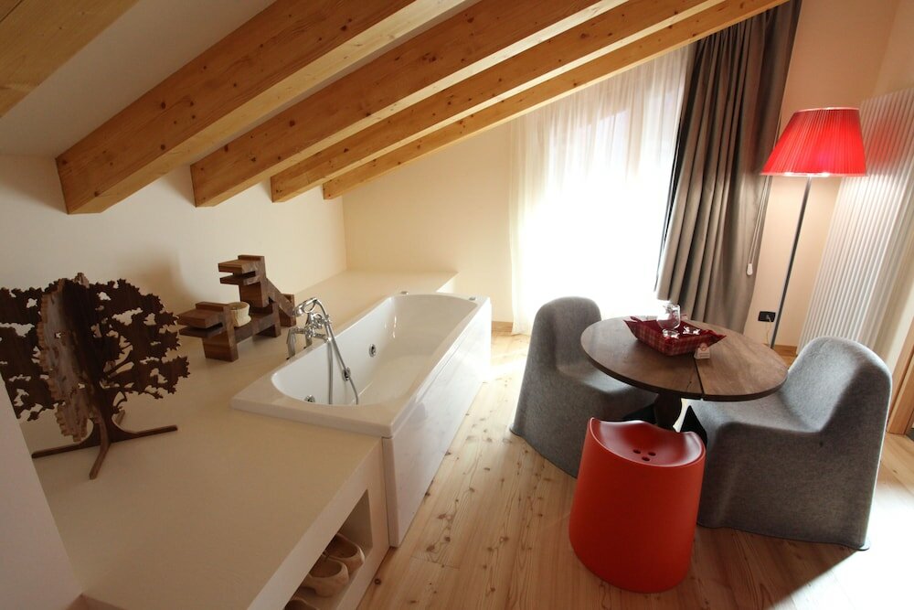 Comfort Double Room, Jetted Tub, Annex Building