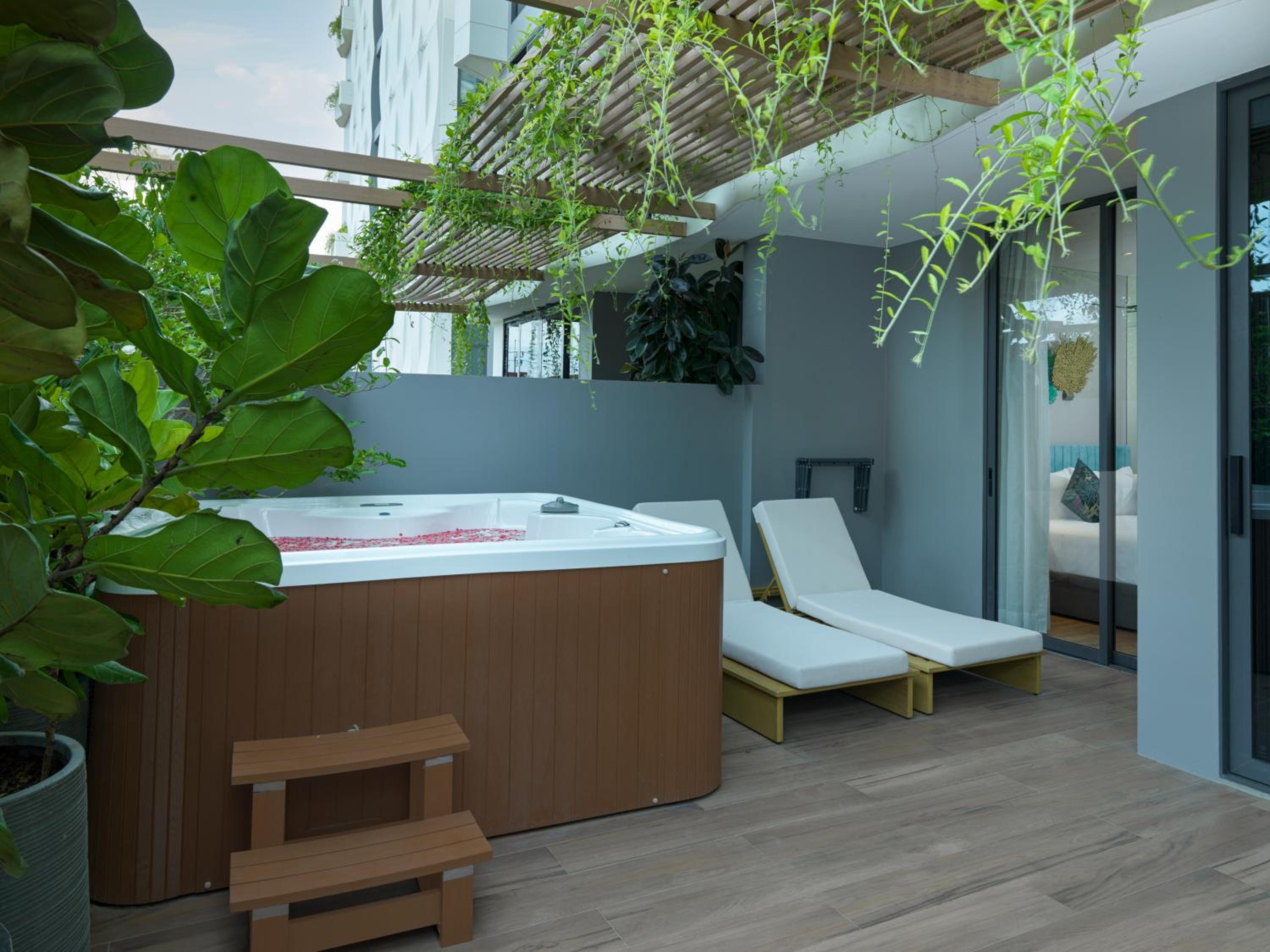 La Green Junior Suite with Jacuzzi