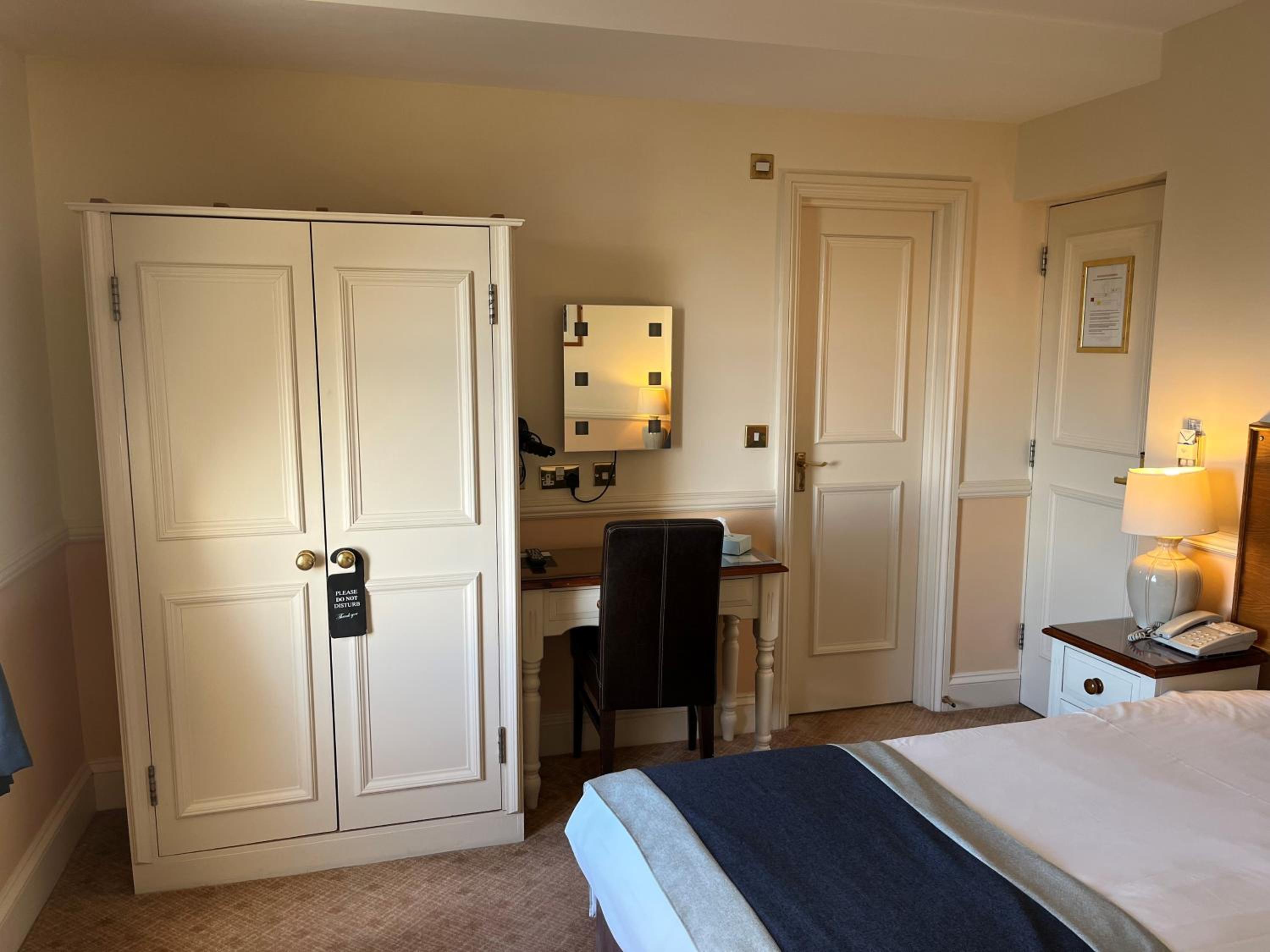 Twin Room with Bay View