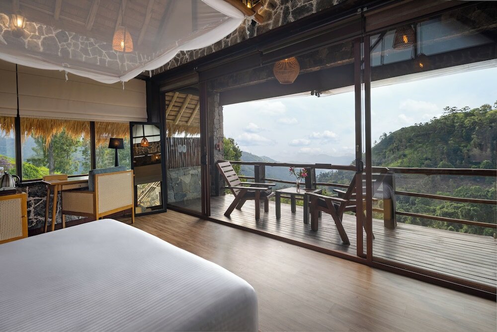 Honeymoon Room, Mountain View