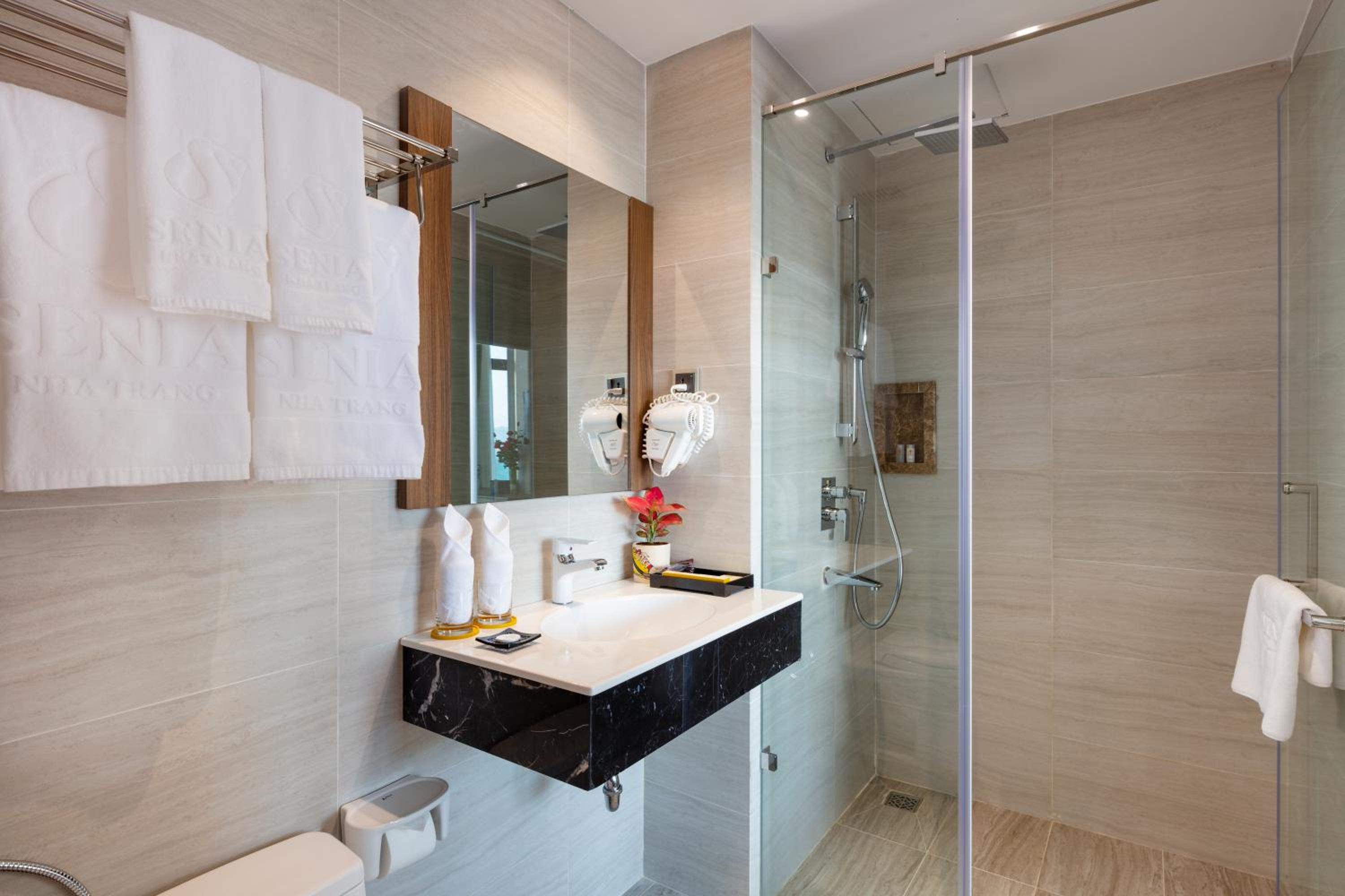 Deluxe Sea View High Floor