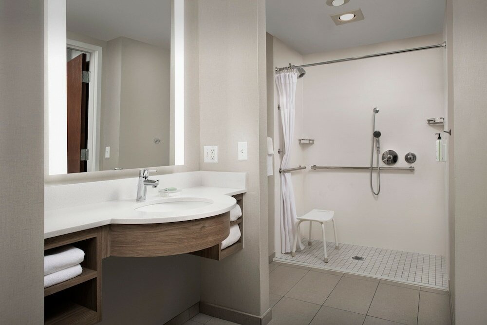 Suite, Multiple Beds