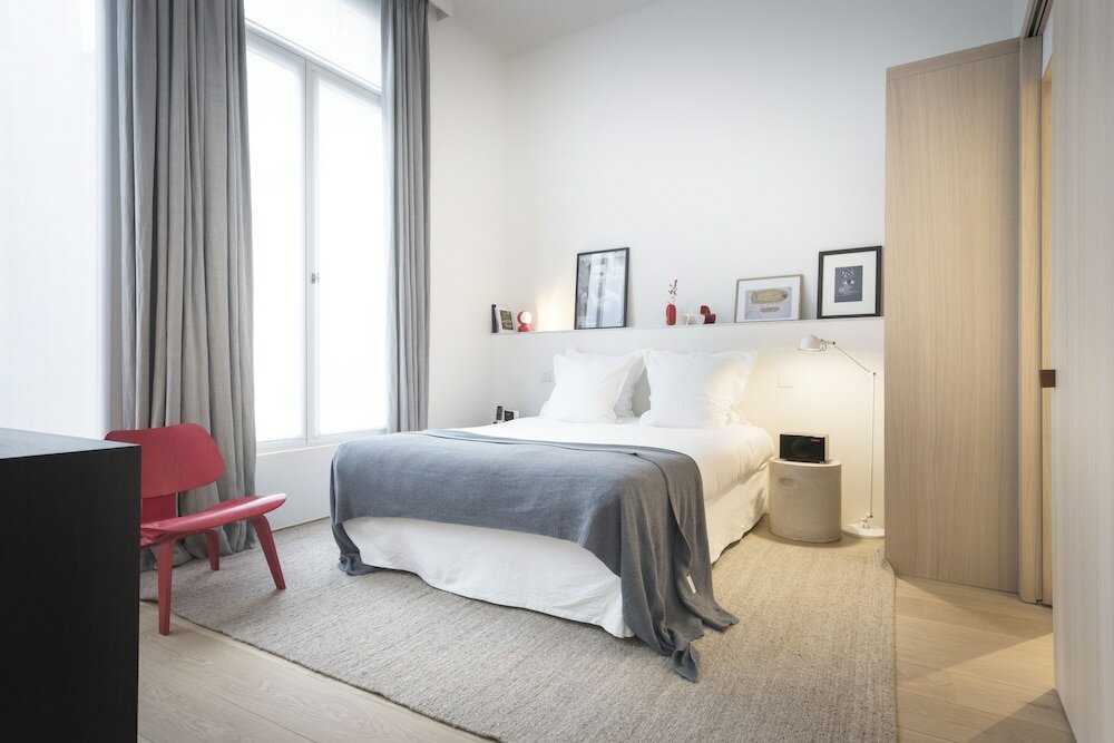 Julien Mood room