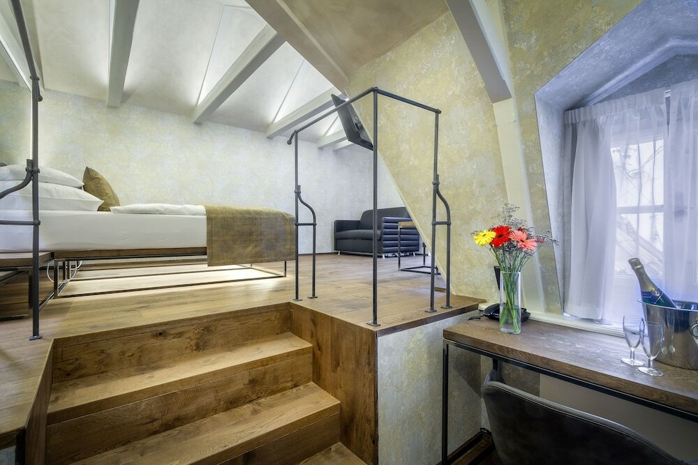 Family Room, 2 Bedrooms (Five Bedded)