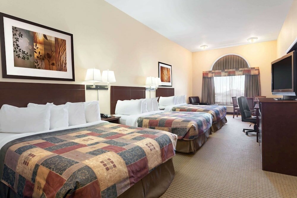 Room, Multiple Beds, Non Smoking