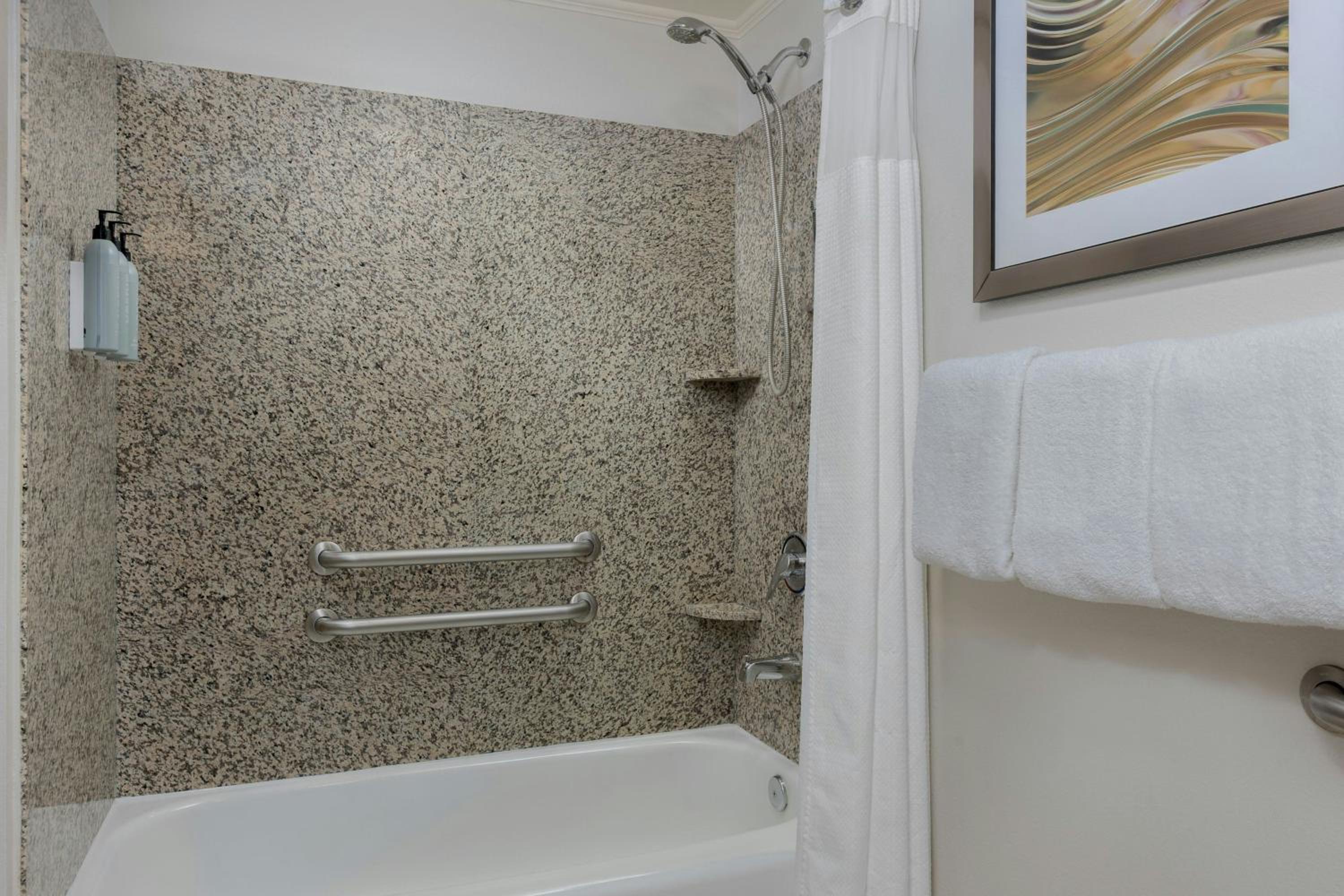 King Room with Sofa Bed and Adapted Tub - Mobility and Hearing Accessible