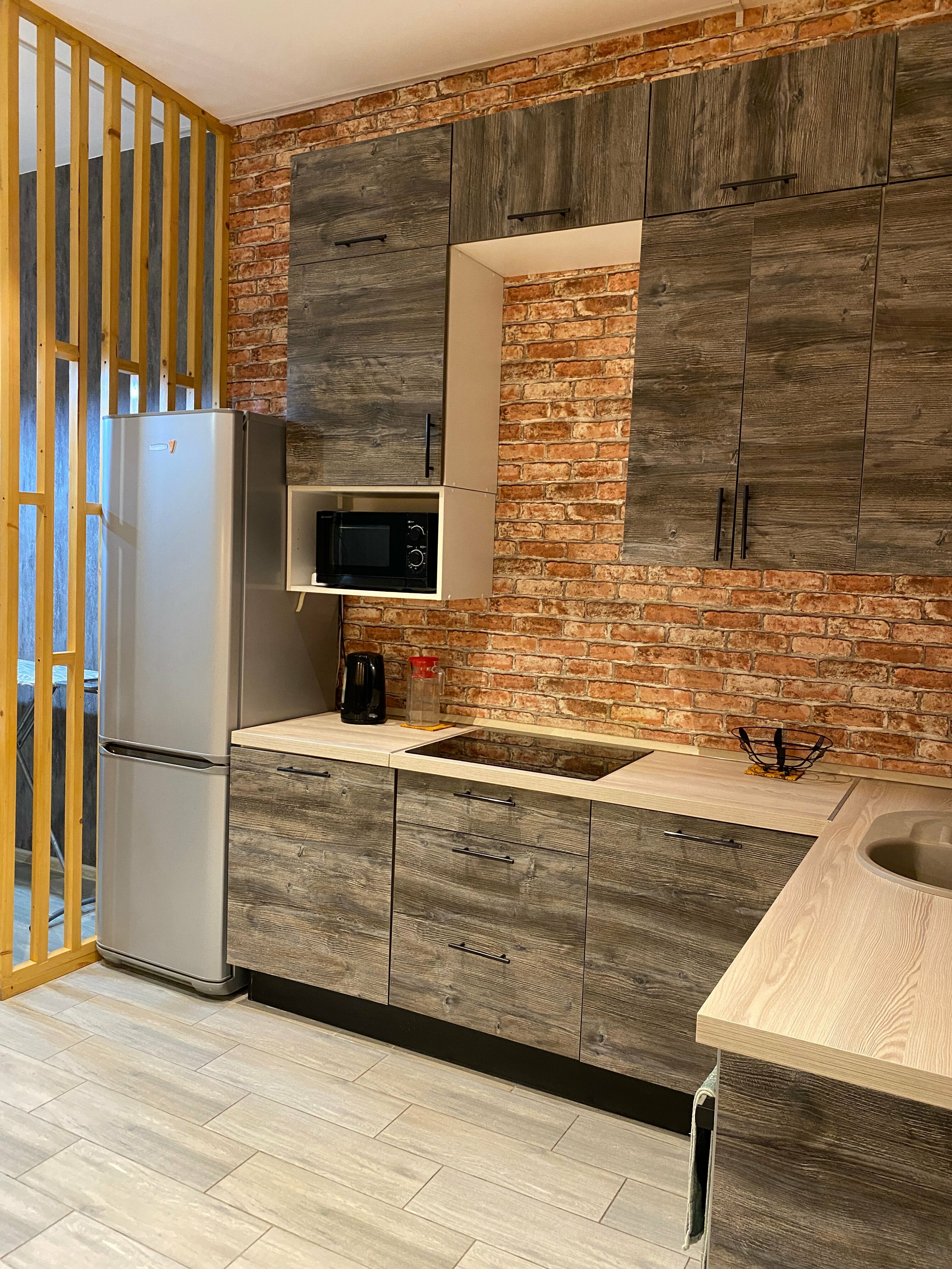 Стандартный номер с 2 односпальными кроватями и диваном