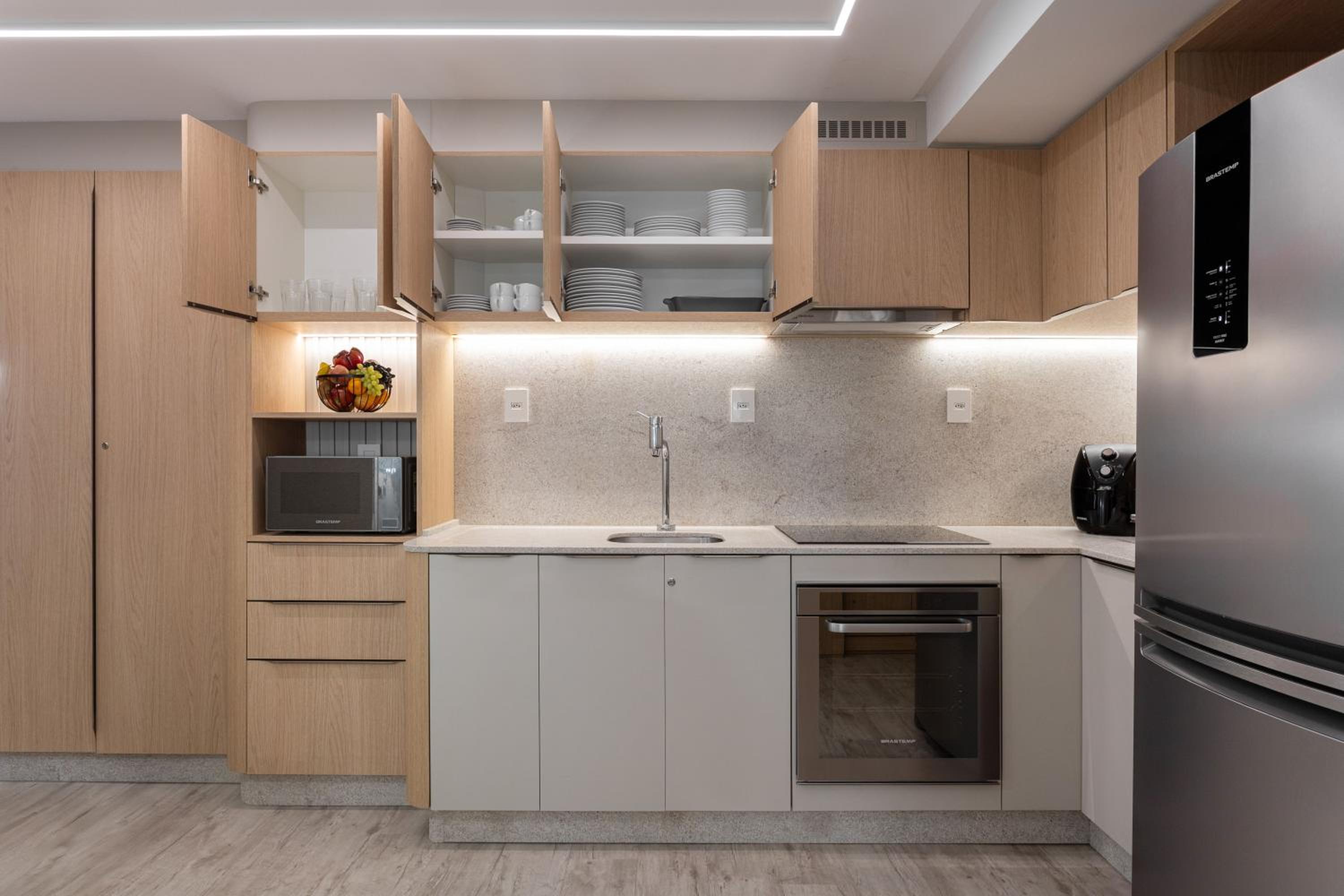 Three-Bedroom Deluxe Apartment