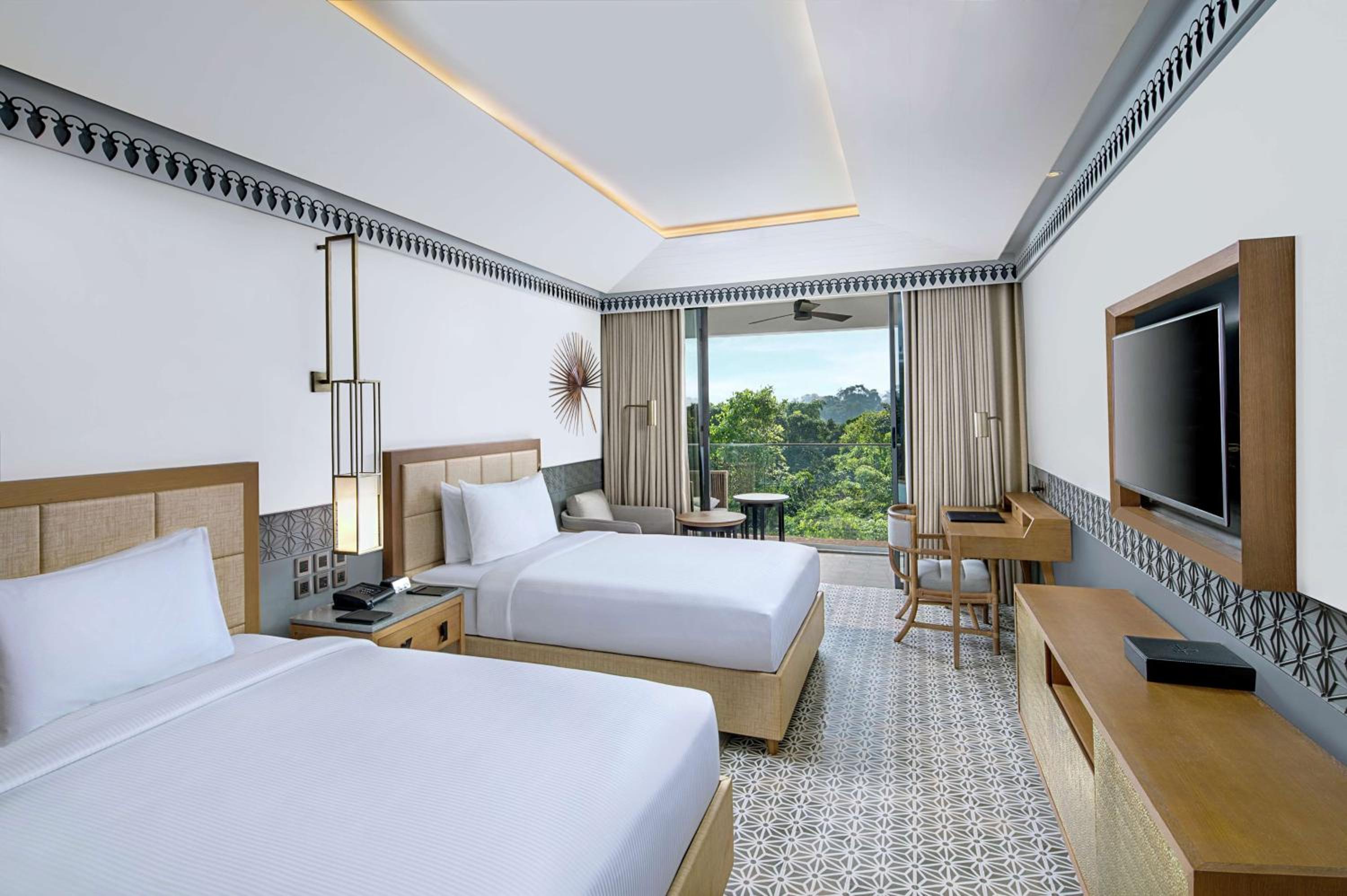Deluxe Twin Room with Garden View and Balcony