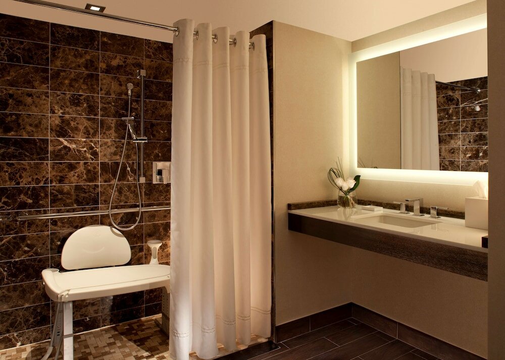 Room, 2 Double Beds, Accessible, Bathtub