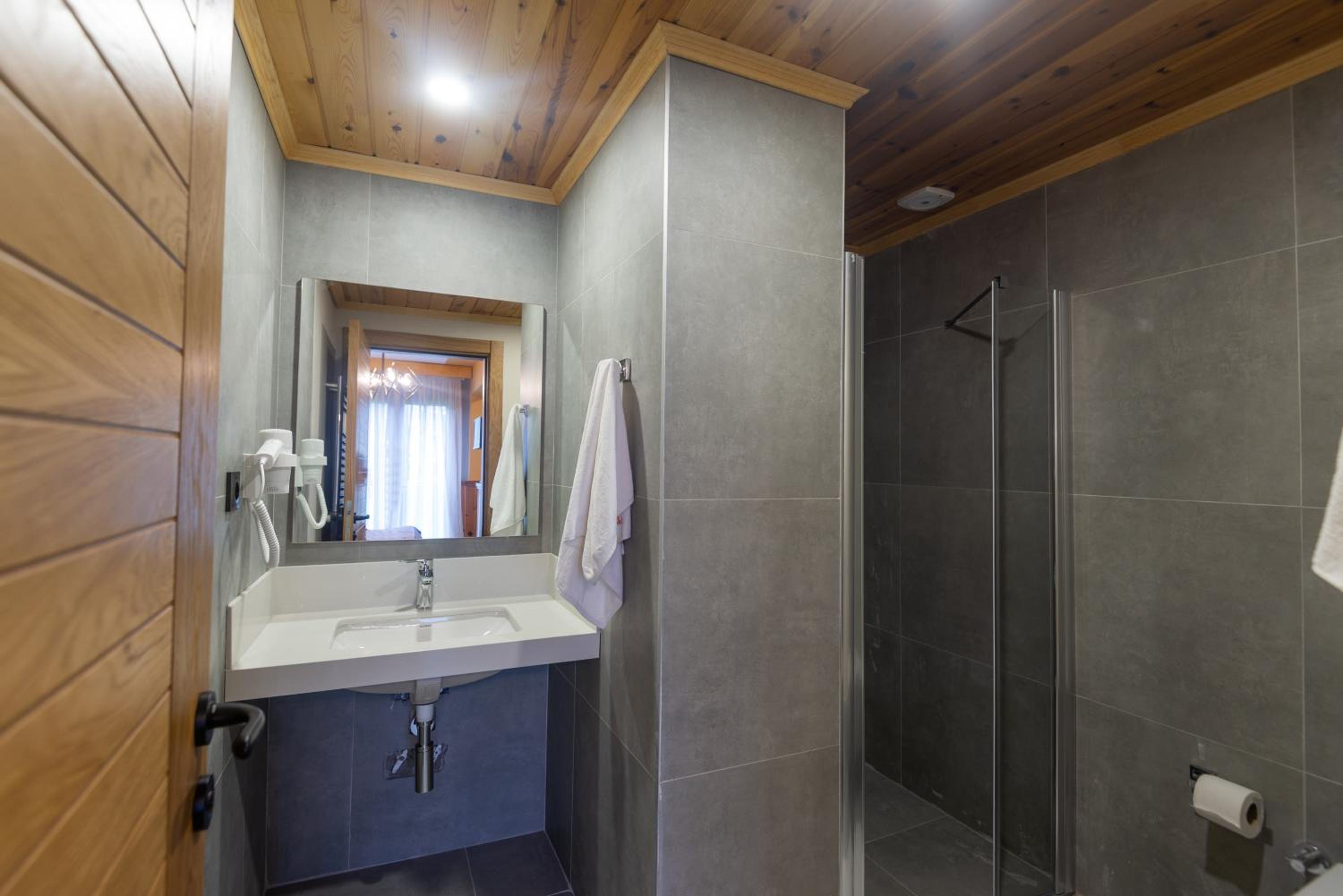 Triple Room with Mountain View