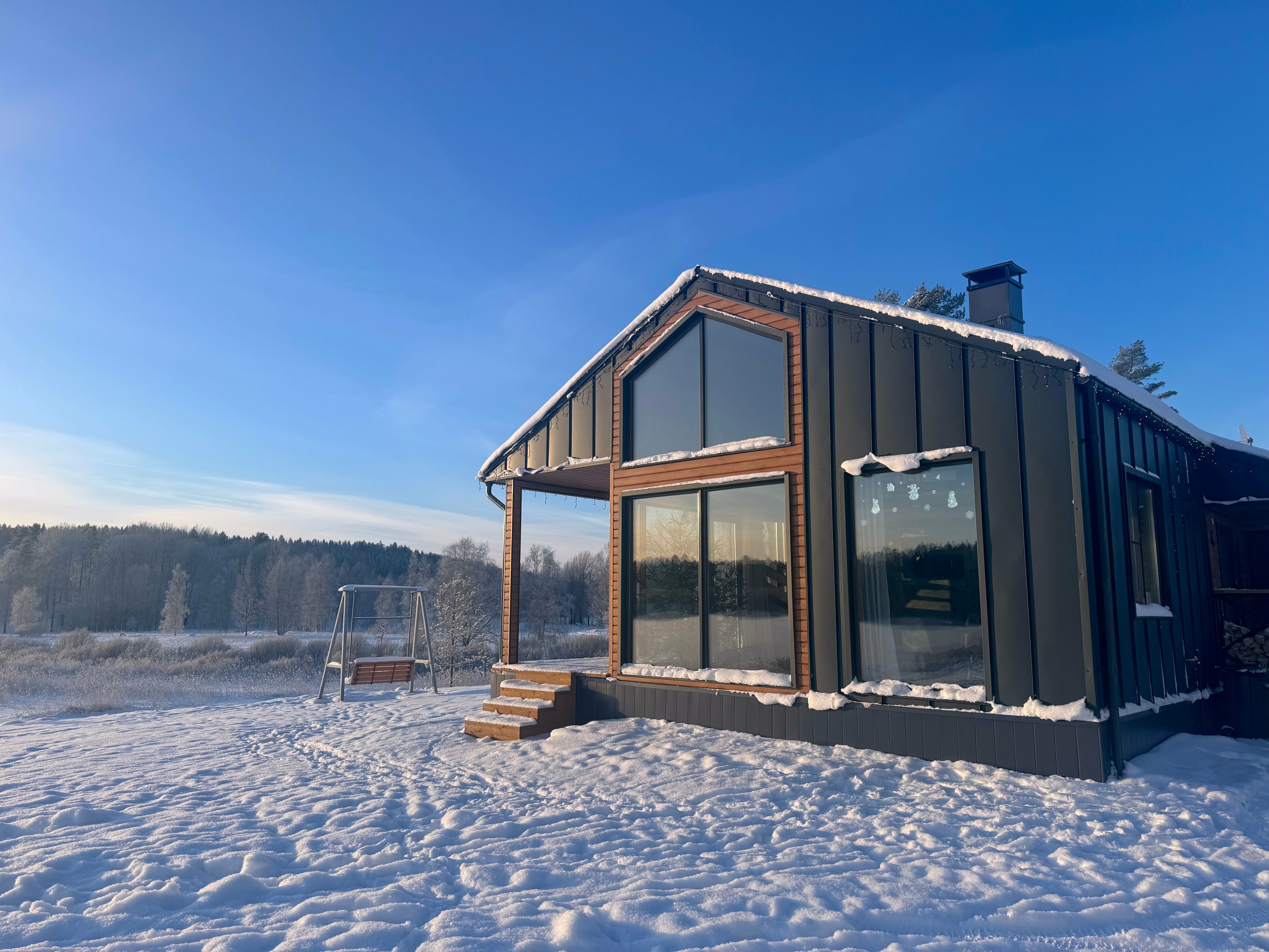 ДОМИКИ ИХОЯРВИ на ОЗЕРЕ (ДОМ №4)