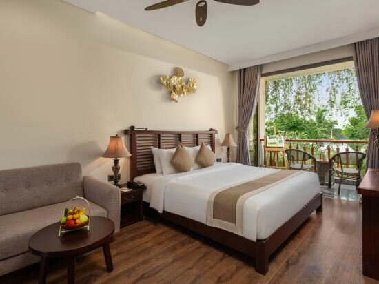 Superior With Garden View