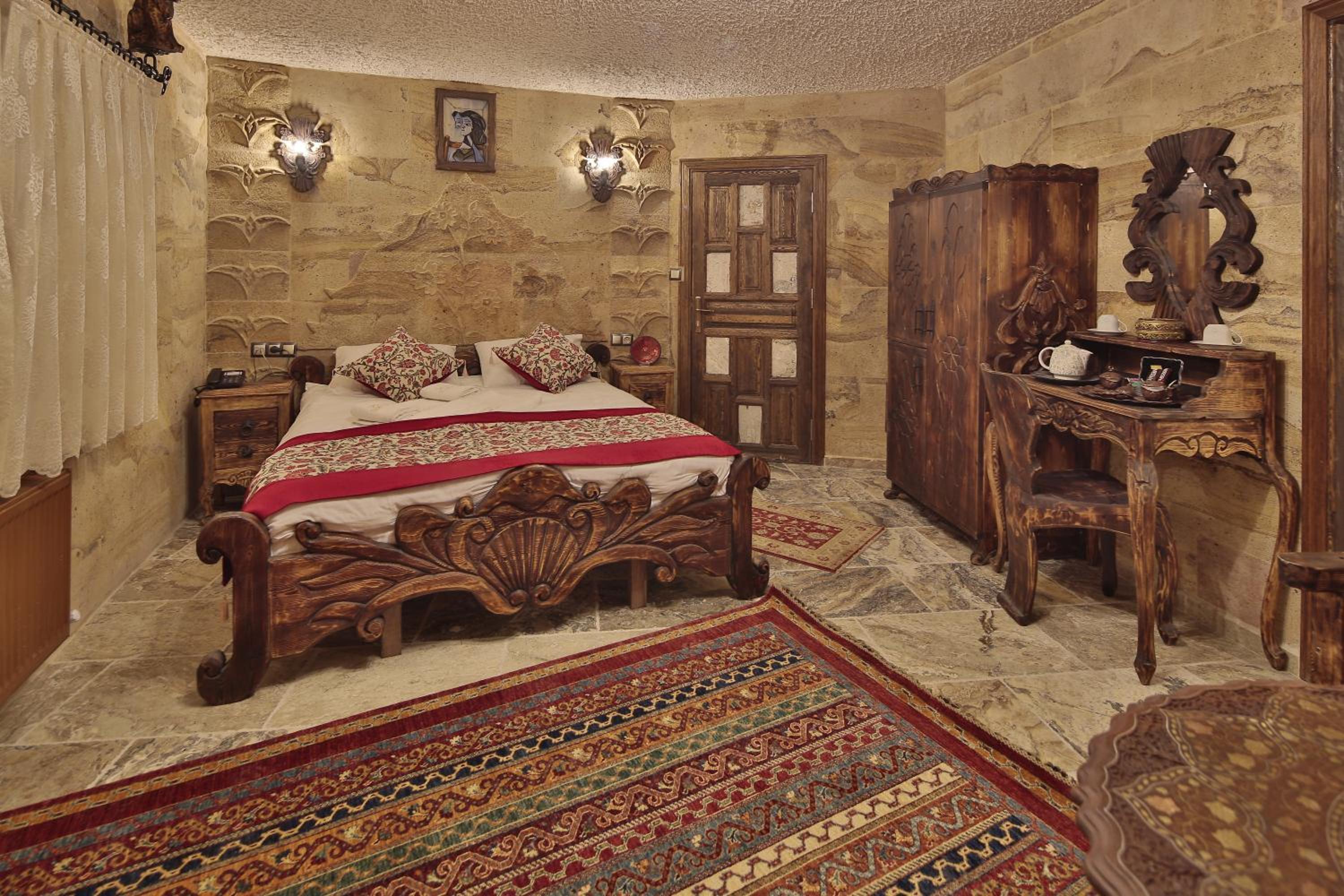 Suite with Fireplace