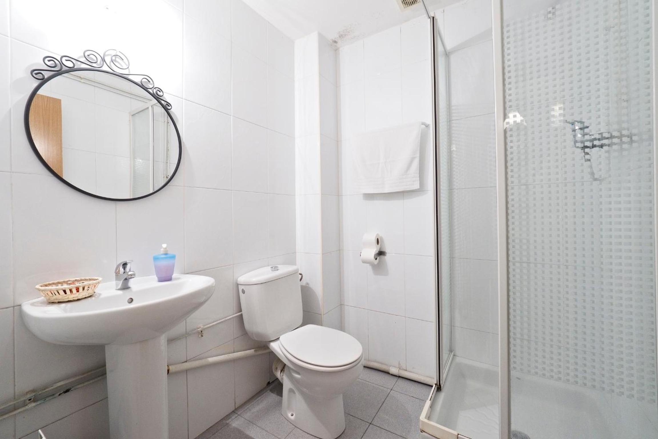 Triple Room with Private Bathroom