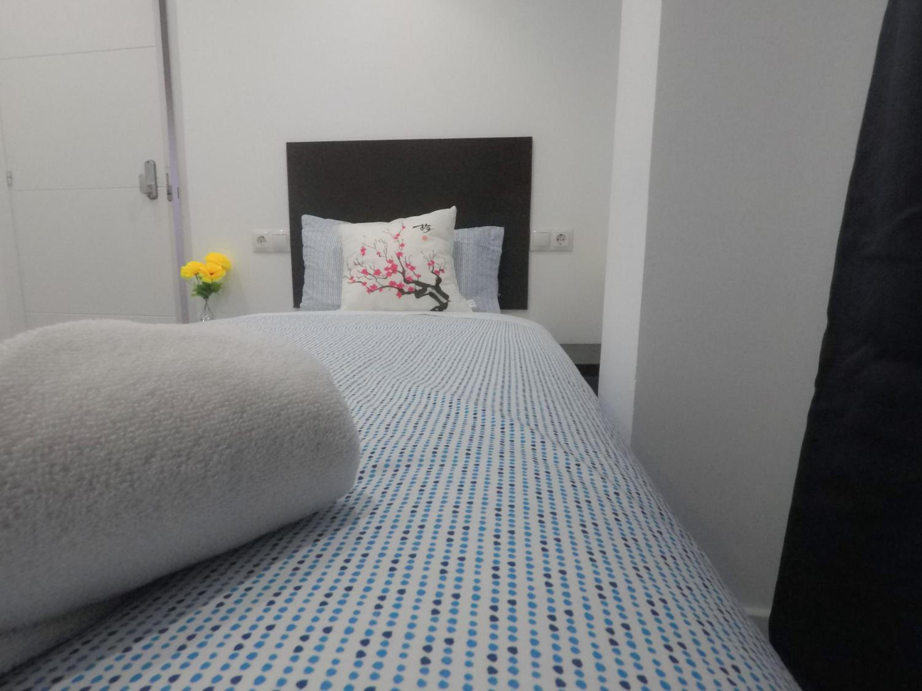 Single Room with Private Bathroom