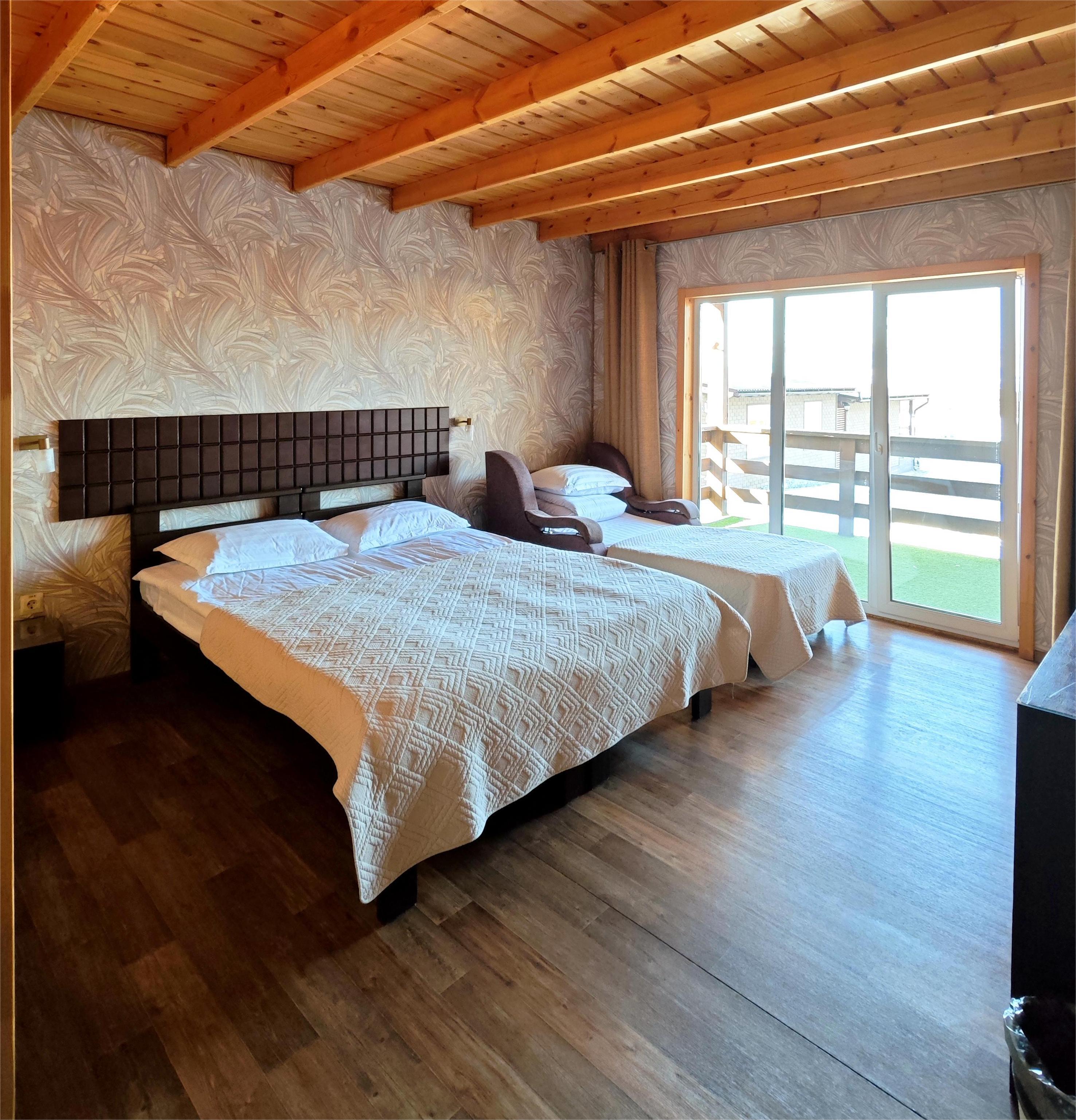 Улучшенный двухместный номер с 1 кроватью или 2 отдельными кроватями, вид на озеро