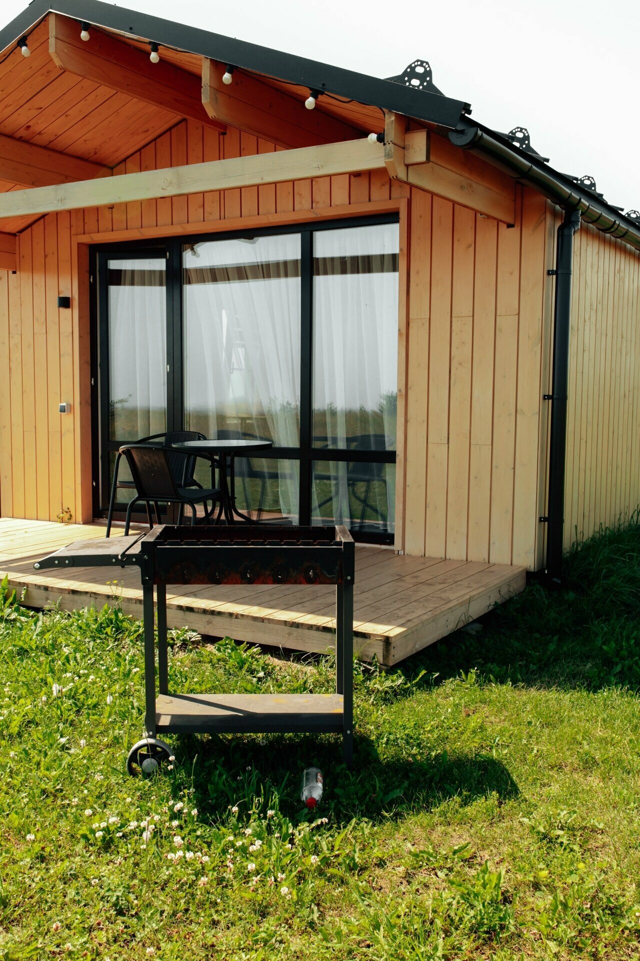 Дом с видом на озеро