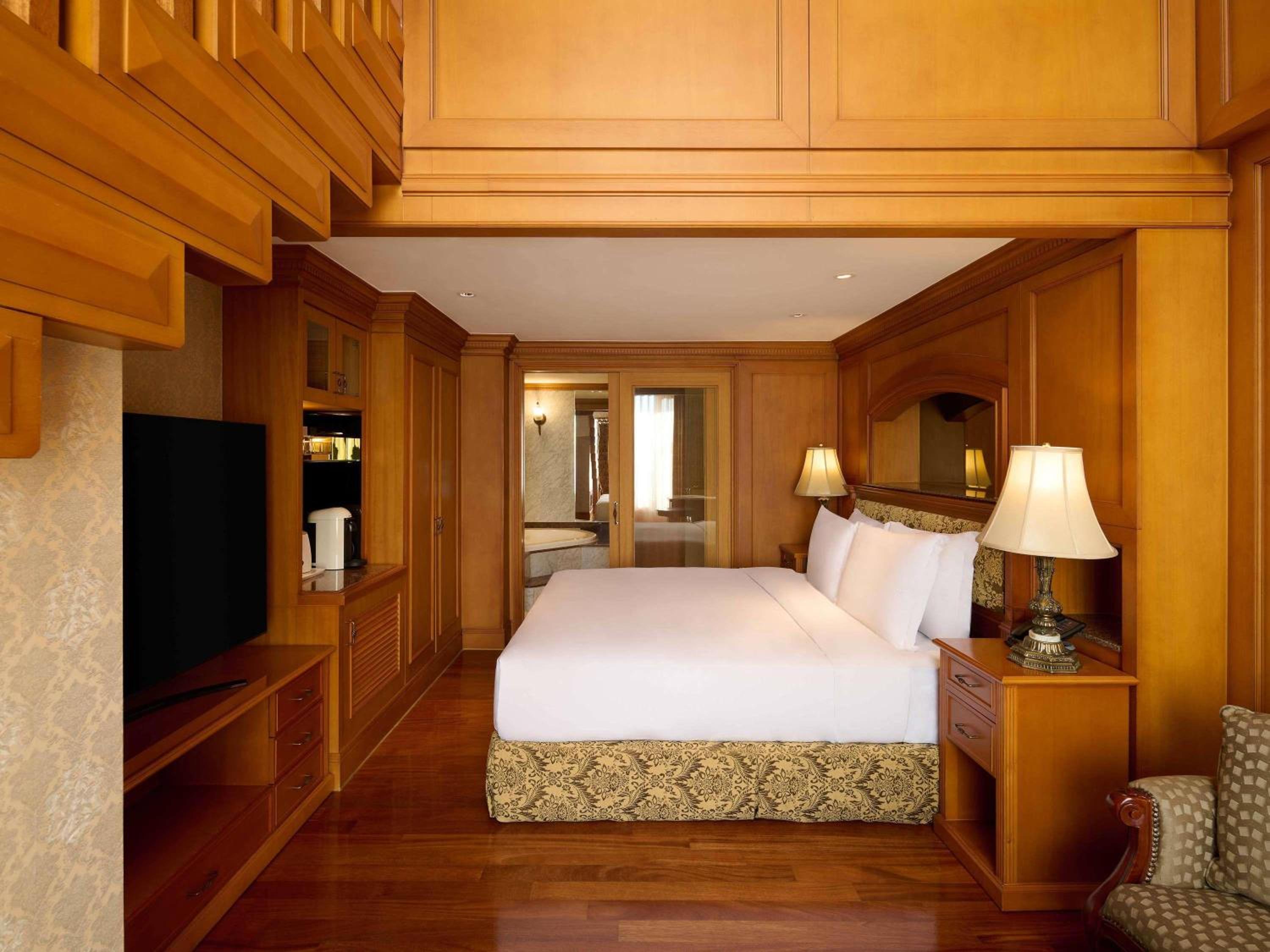 Deluxe Suite, Duplex - 1 super king size bed 