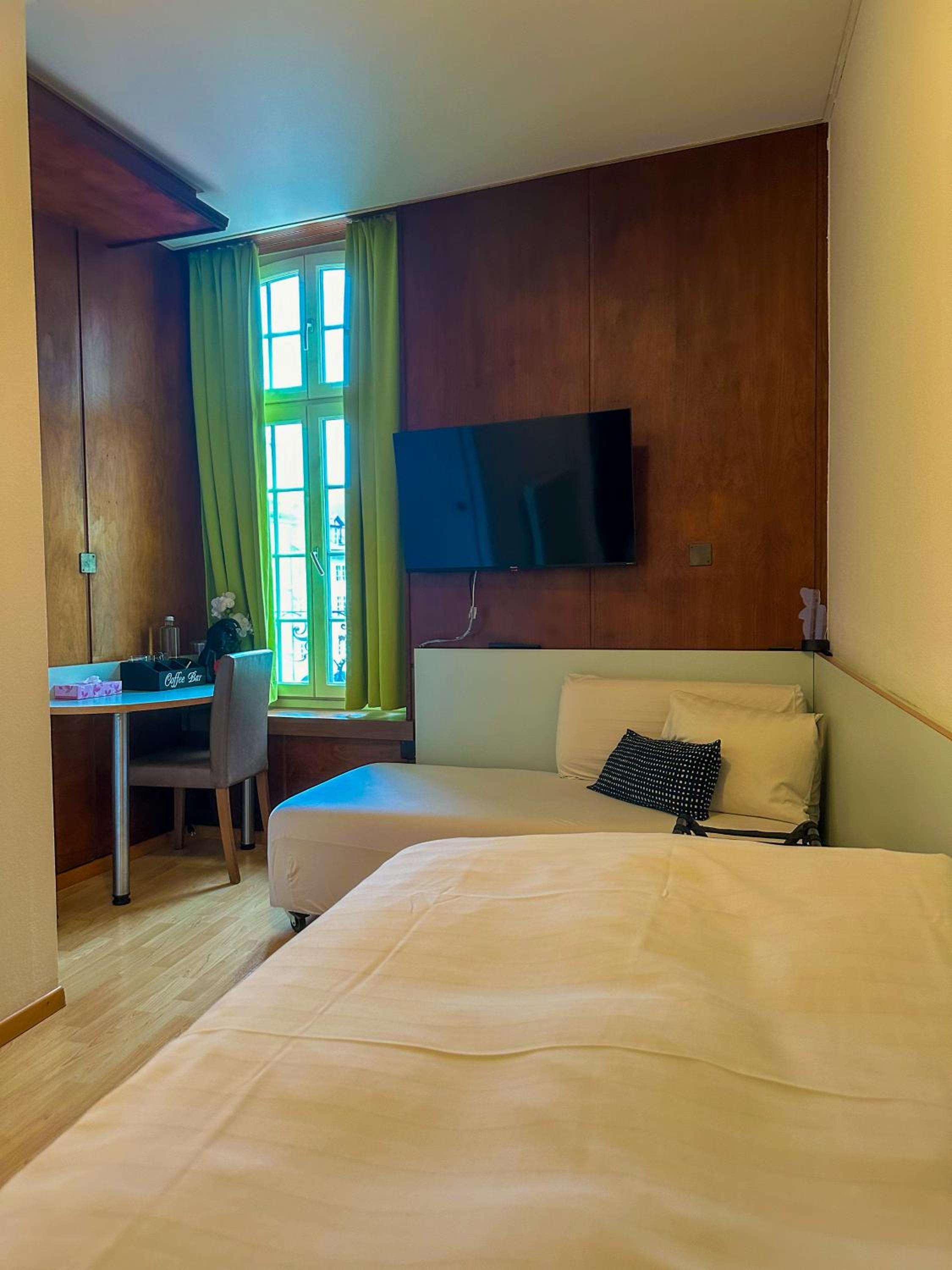 Single Room
