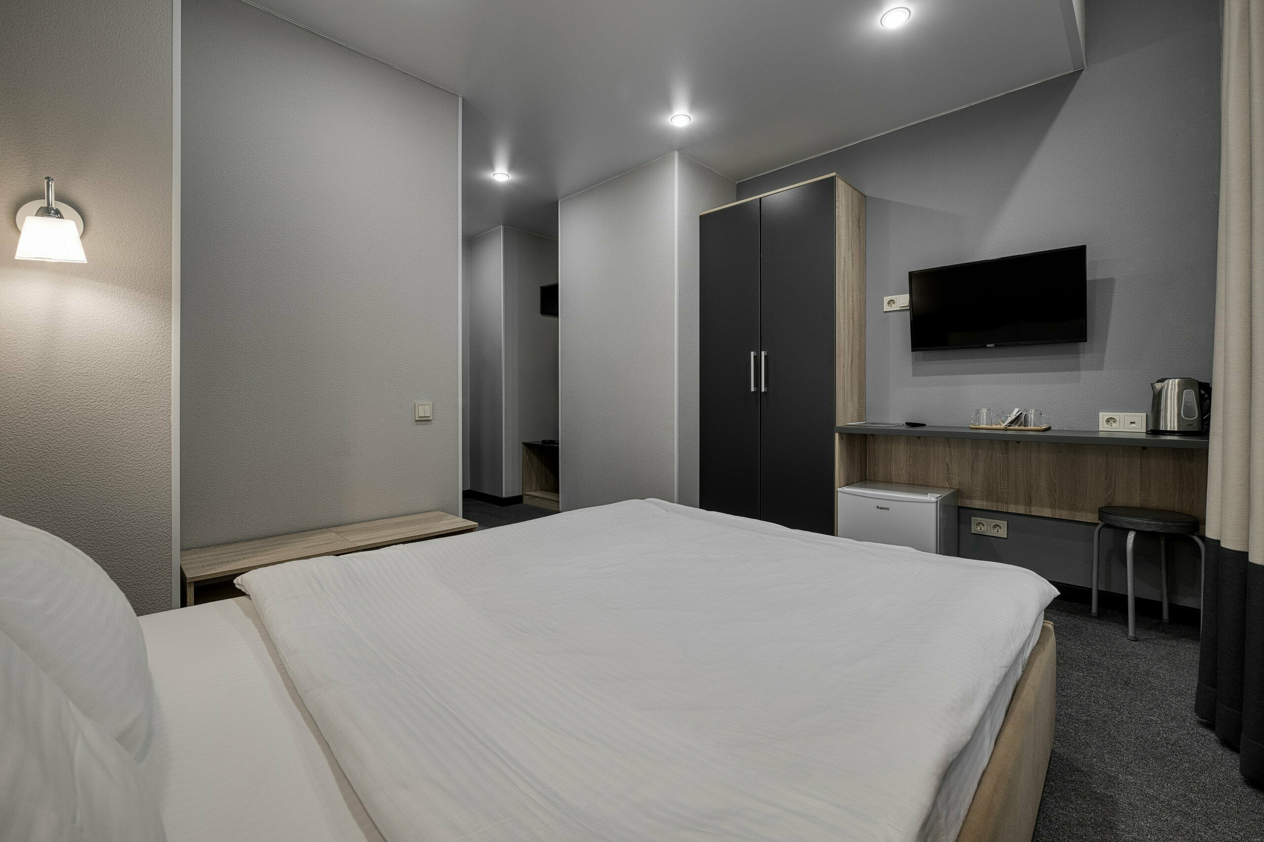 Стандарт с двуспальной кроватью