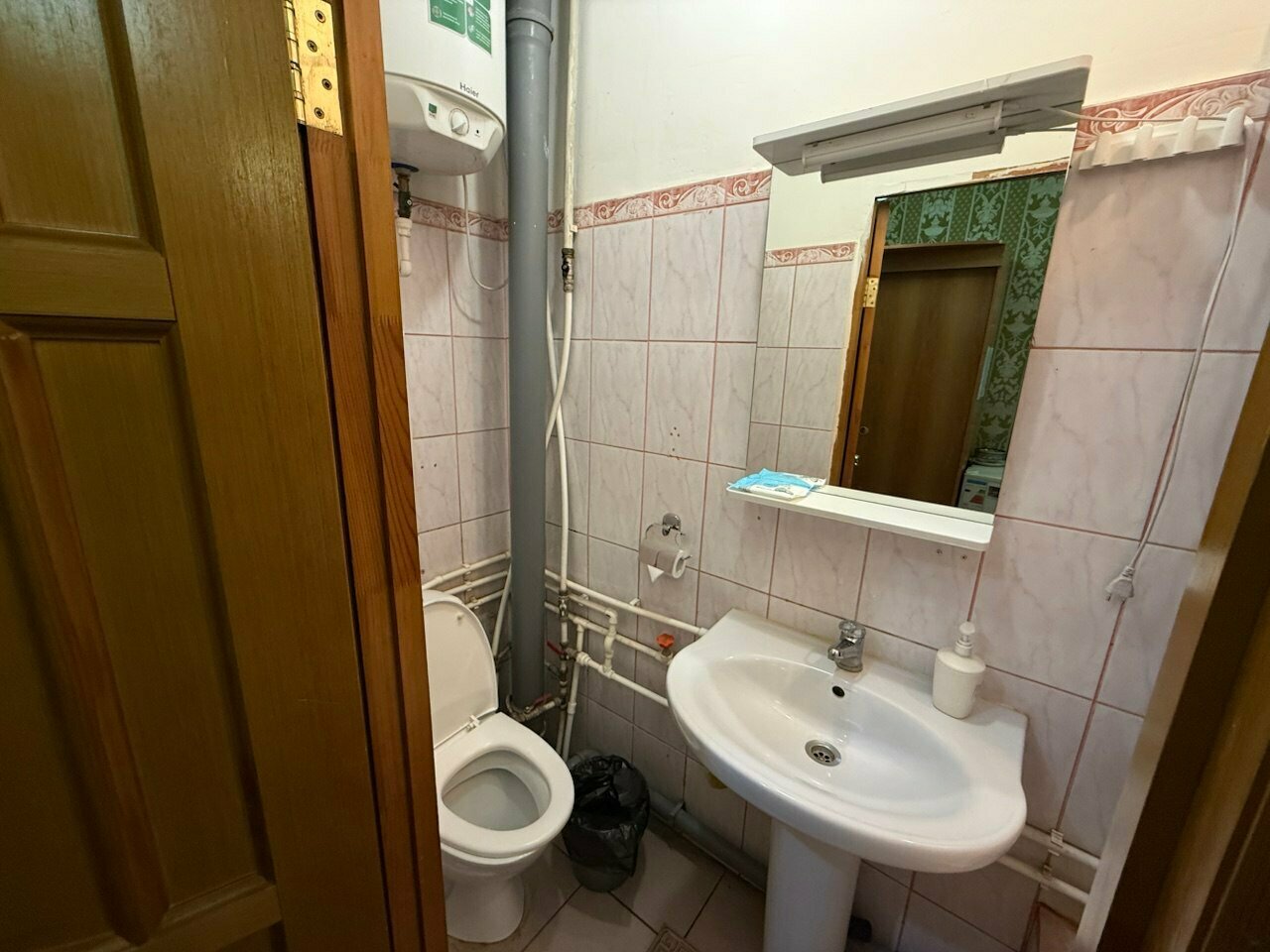 Одноместный номер с собственной ванной комнатой