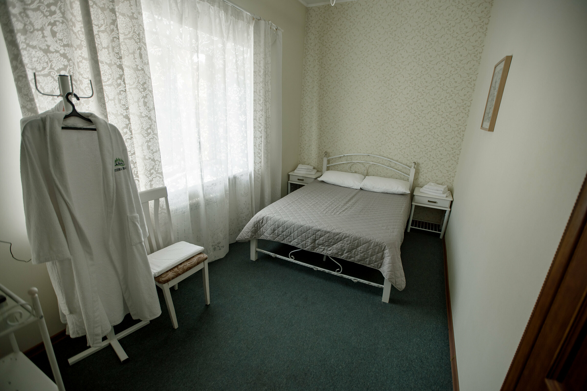 Стандартный номер с кроватью размера «king-size»