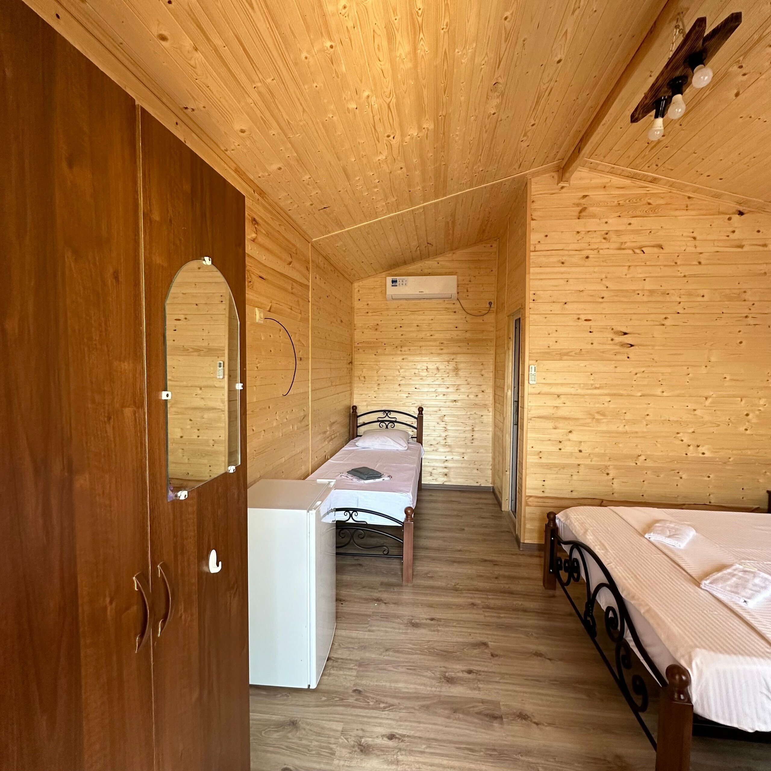 Четырехместный домик в цитрусовом саду