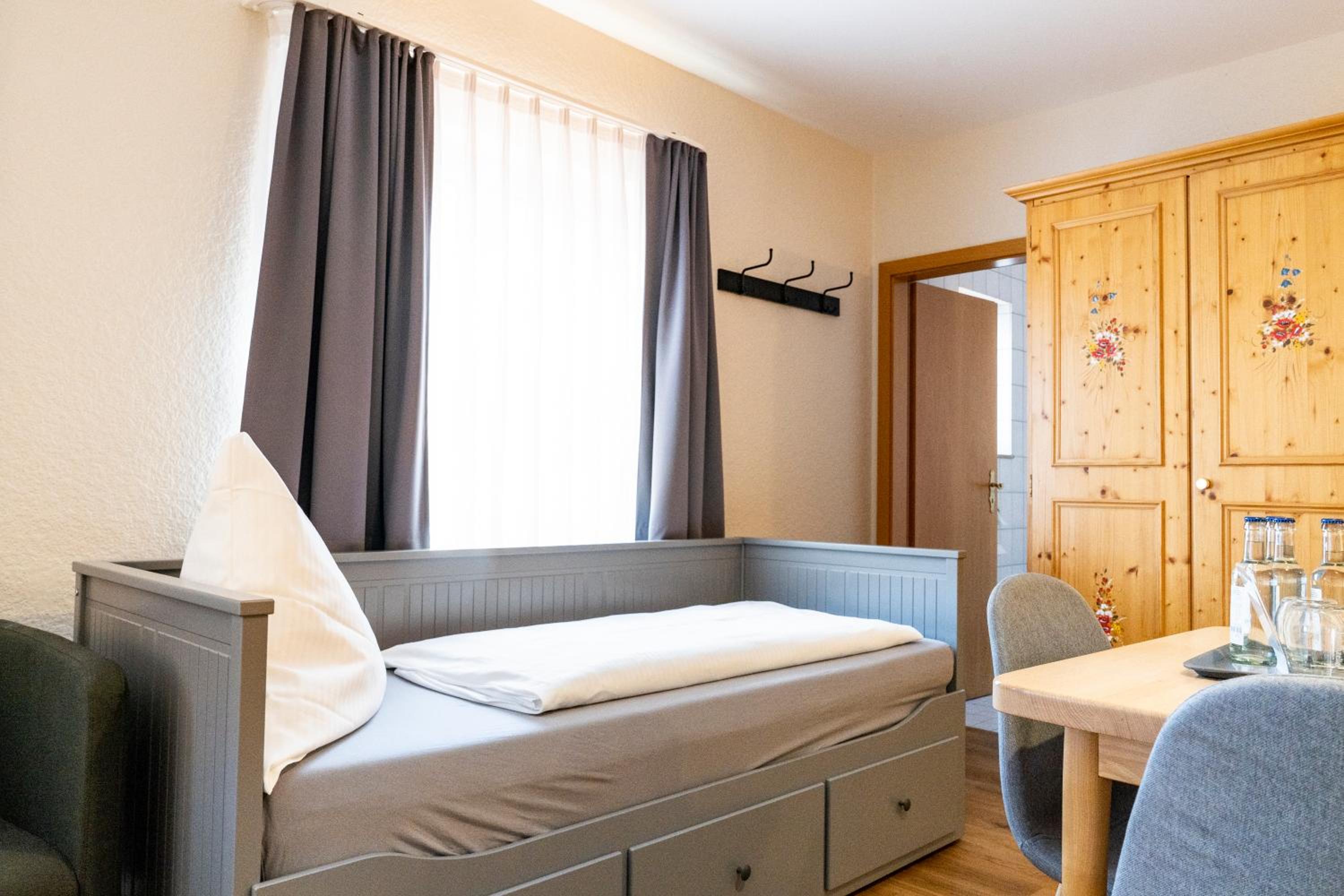 Classic Quadruple Room