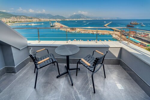 1+1 Connection Room Sea View в Нума Порт Отель