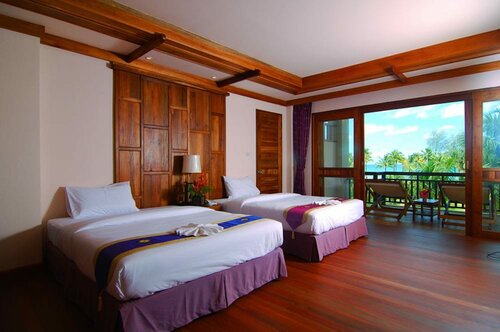 Grand Deluxe Jacuzzi в Andamania Beach Resort